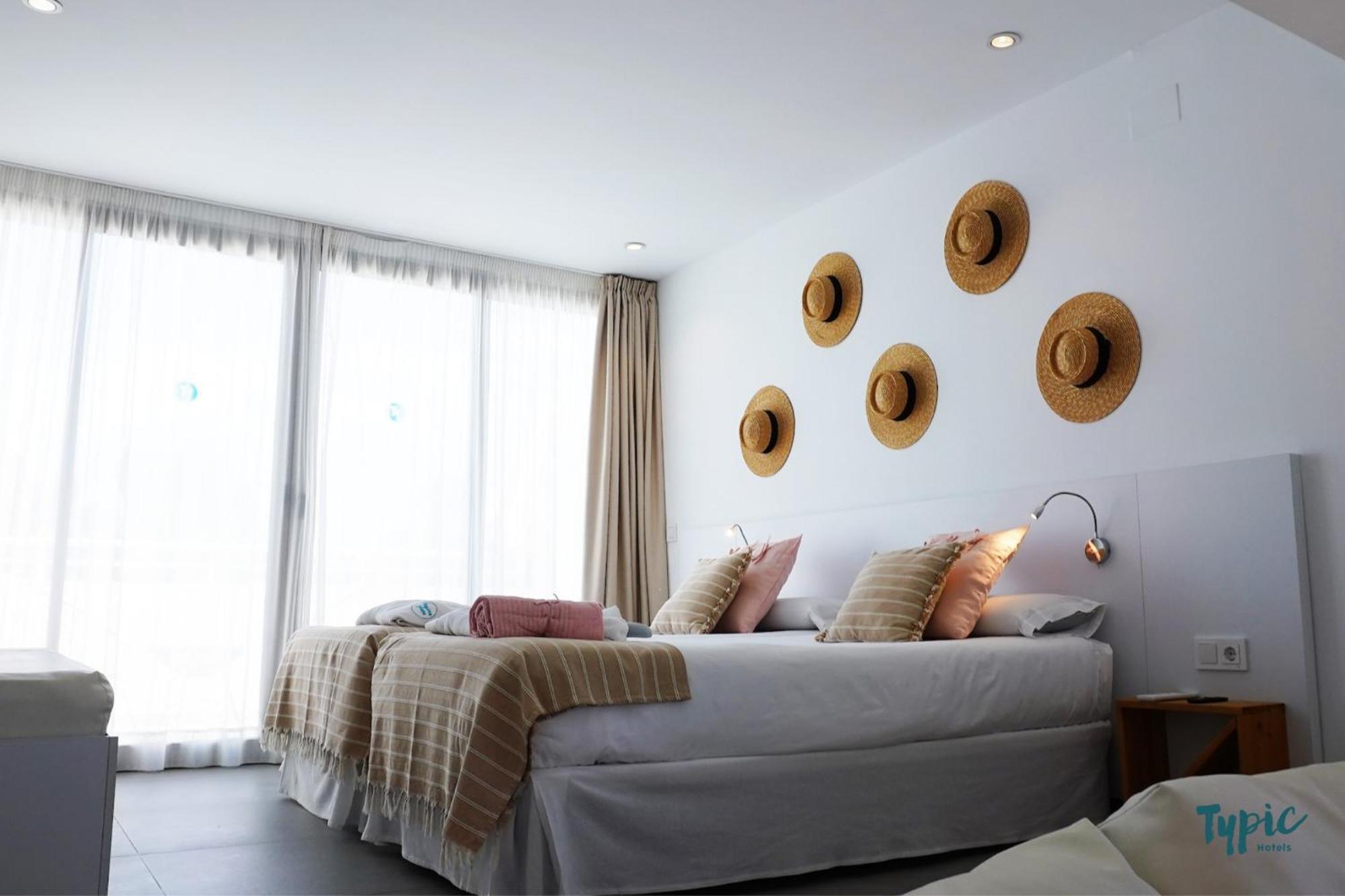 Typic Marina Playa - Adults Only Aparthotel San Antonio  Exterior foto